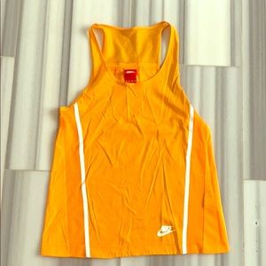 Nike tank